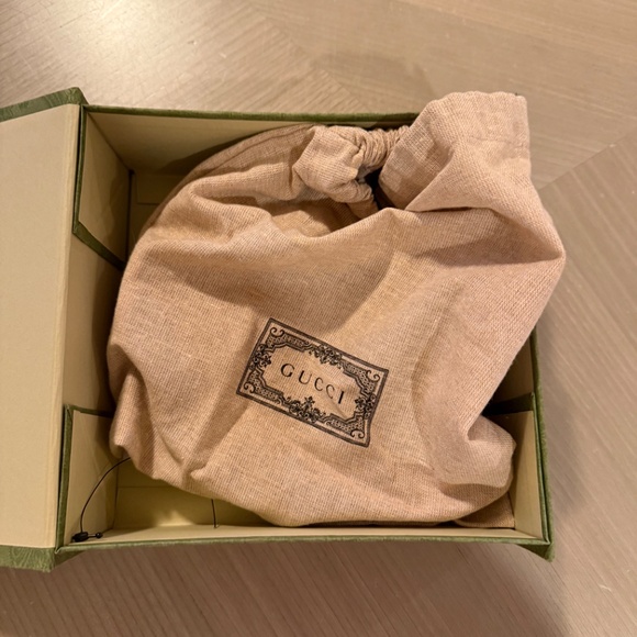 Gucci GG Marmont Wide Belt – Black Leather, Size 90 - Picture 2 of 14